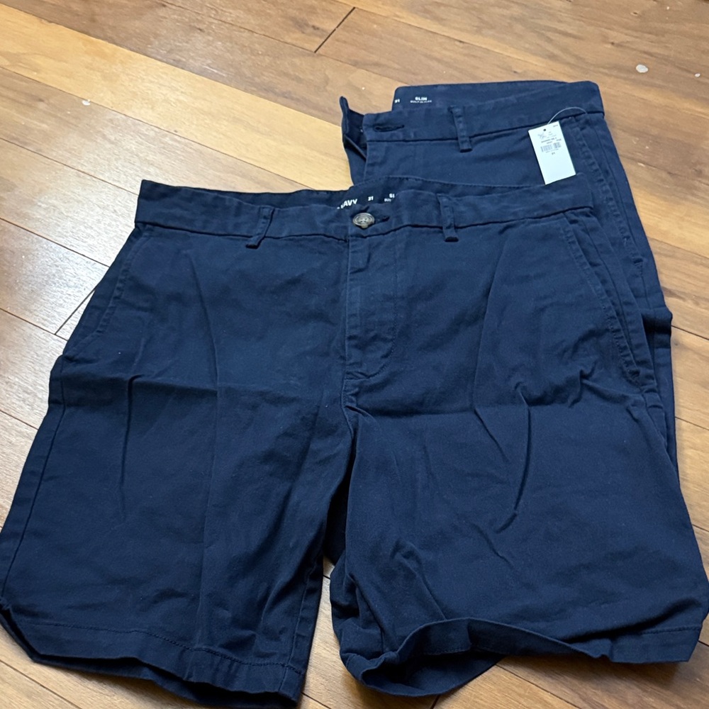 Old Navy Men's Navy Slim Built in Flex Cotton Blend Shorts- Size 31 NWT!